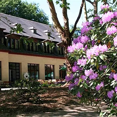 Haus Hohenstein 3* וויטן
